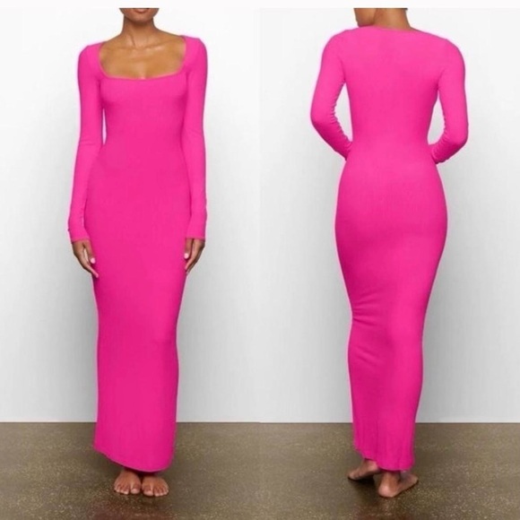 🩷NWT Skims Soft Lounge Long Sleeve Dress in Hot Pink Sz M - Picture 2 of 5
